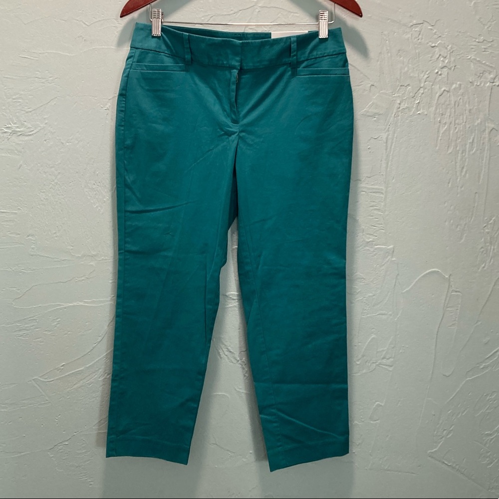 Loft 6P NWT
Teal ankle pant original fit